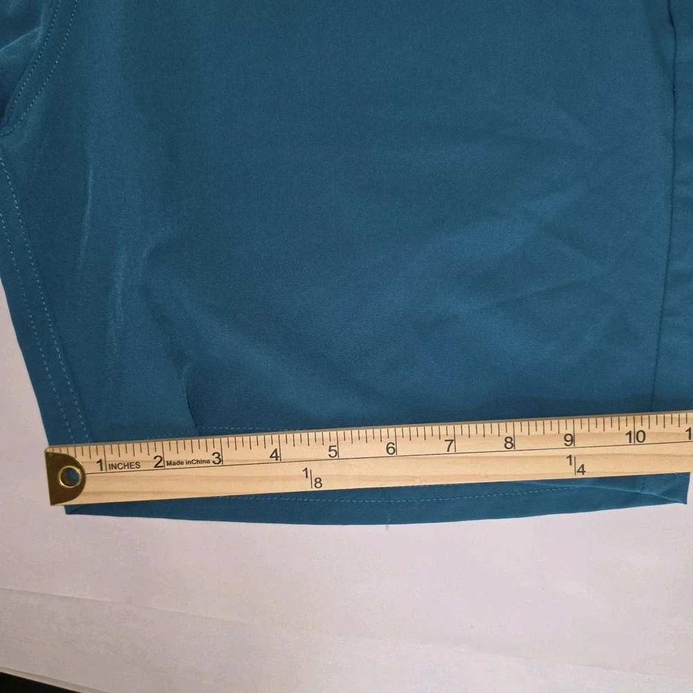 Quiksilver Amphibian Shorts Men 33 Blue Green Teal 4 Way Stretch Surf Swim 6.5